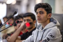 بازدید دانش آموزان دبیرستان ملاصدرا از
 نمایشگاه محصولات فناوری نانو 10