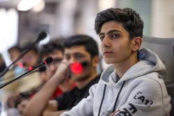 بازدید دانش آموزان دبیرستان ملاصدرا از
 نمایشگاه محصولات فناوری نانو 10