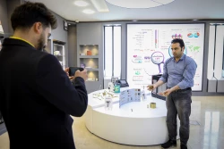 بازدید دانشجویان بین المللی امام خمینی قزوین از نمایشگاه ستاد نانو 3