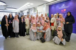 بازدید دانش آموزان پایه ششم مدرسه مهر هشتم از نمایشگاه ستاد توسعه فناوری های نانو و میکرو 17