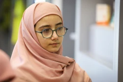 بازدید دانش آموزان پایه ششم مدرسه مهر هشتم از نمایشگاه ستاد توسعه فناوری های نانو و میکرو 13