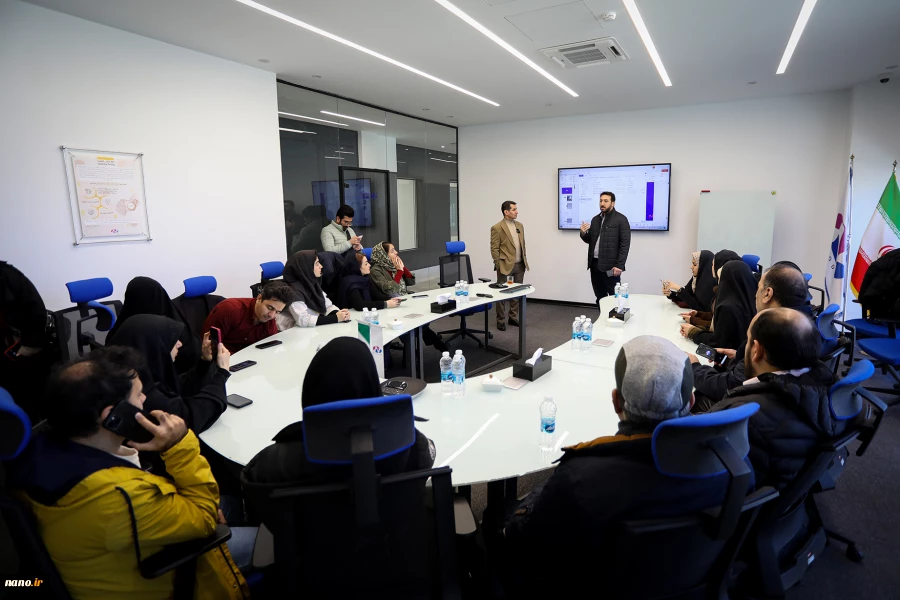 بازدید خبرنگاران و فعالان رسانه از شرکت دارویی نانو دارو پژوهان 3
