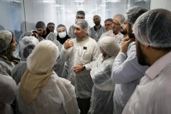 بازدید خبرنگاران و فعالان رسانه از شرکت دارویی نانو دارو پژوهان 21