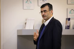 بازدید معاونین پژوهشی و مدیران آزمایشگاه های واحدهای استان تهران دانشگاه آزاد اسلامی 6