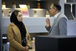 بازدید معاونین پژوهشی و مدیران آزمایشگاه های واحدهای استان تهران دانشگاه آزاد اسلامی 8