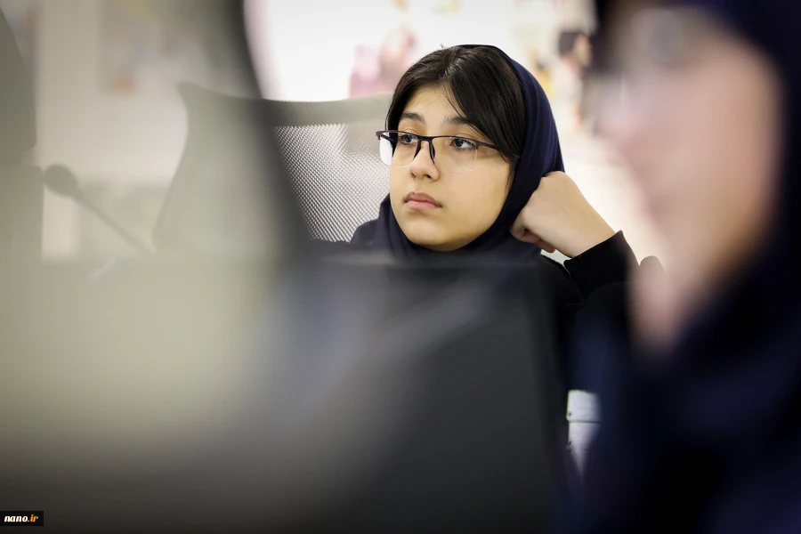 بازدید دانش آموزان متوسطه اول مدرسه دخترانه فرزانگان منطقه 5 تهران 
 6