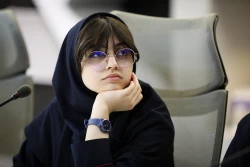 بازدید دانش آموزان متوسطه اول مدرسه دخترانه فرزانگان منطقه 5 تهران 
 8