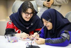 بازدید دانش آموزان متوسطه اول مدرسه دخترانه فرزانگان منطقه 5 تهران 
 10