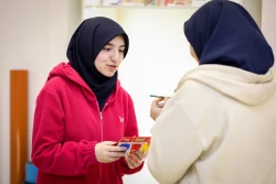 بازدید دانش آموزان متوسطه اول مدرسه دخترانه فرزانگان منطقه 5 تهران 
 22