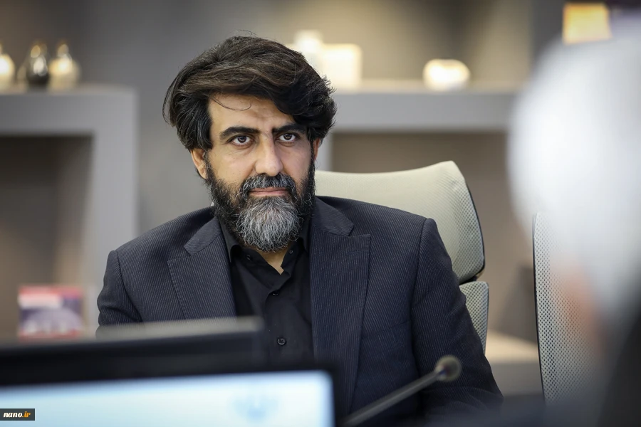 بازدید آقای محمدخانی سخنگوی شهرداری تهران و دکتر پایمرد مدیرعامل سازمان فناوری‌های نوین شهرداری تهران از نمایشگاه ستاد نانو 3