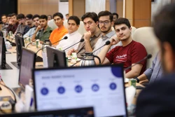 بازدید و تقدیر از برگزیدگان مرحله سوم هفدهمین المپیاد ملی فناوری نانو از ستاد توسعه فناوری های نانو و ویکرو 4