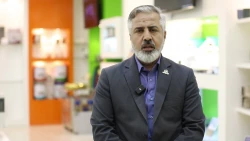 بازدید مهندس زارعی معاون هلدینگ راه و شهرسازی قرارگاه خاتم الانبیا از نمایشگاه ستاد توسعه فناوری‌های نانو و میکرو