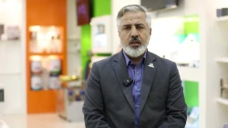 بازدید مهندس زارعی معاون هلدینگ راه و شهرسازی قرارگاه خاتم الانبیا از نمایشگاه ستاد توسعه فناوری‌های نانو و میکرو